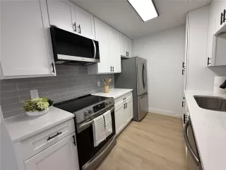 Photo #4: S5150790 Listing 