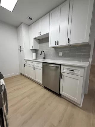 Photo #5: S5150790 Listing 