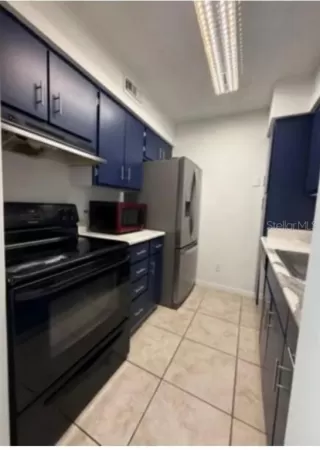 Photo #5: S5151450 Listing