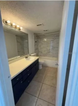 Photo #6: S5151450 Listing