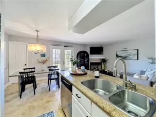 Photo #6: S5151623 Listing