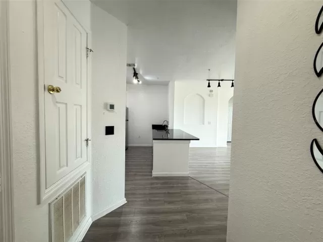 MLS: S5151685 Condo For Sale