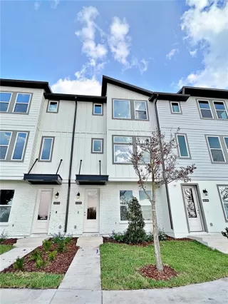 Photo #1: S5152038 Listing