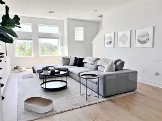 Photo #5: S5152038 Listing