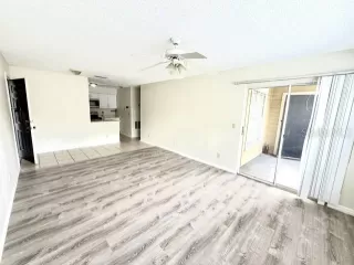 Photo #4: S5152073 Listing