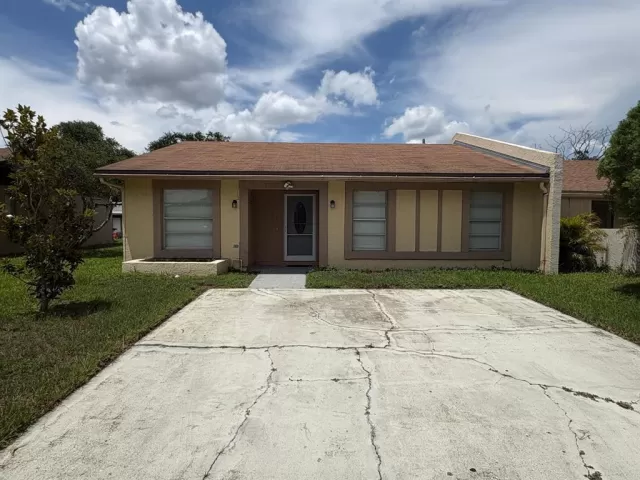 MLS: S5152115 Condo For Sale