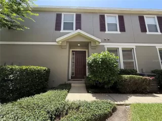 Photo #1: S5152200 Listing