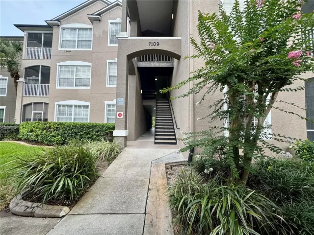 MLS: S5152302 Condo For Sale