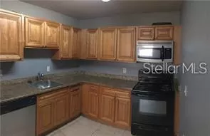 Photo #6: S5152471 Listing 