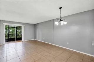 Photo #5: S5152609 Listing 