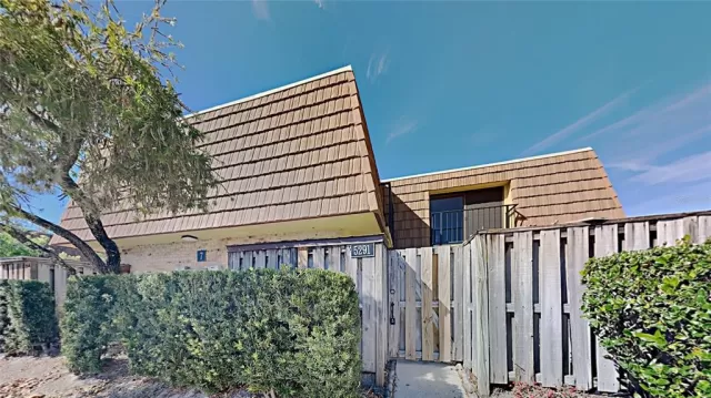 MLS: T3353545 Condo For Sale