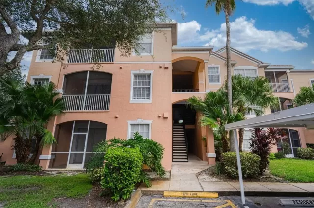 MLS: T3497543 Condo For Sale