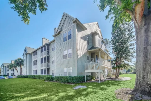 MLS: T3514918 Condo For Sale