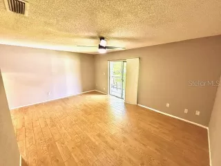 Photo #3: TB8384159 Listing