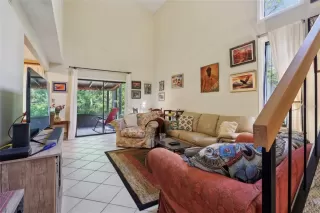 Photo #5: TB8384965 Listing 