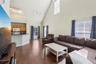 Photo #4: TB8397409 Listing 