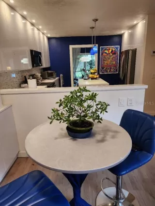 Photo #6: TB8405604 Listing