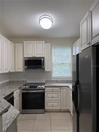 Photo #5: TB8408740 Listing