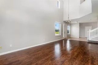 Photo #4: TB8411802 Listing