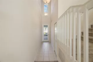 Photo #3: TB8412494 Listing