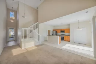 Photo #4: TB8412494 Listing