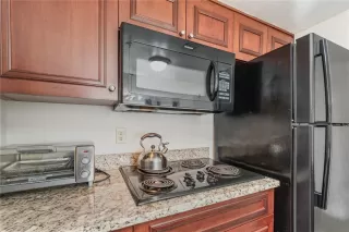 Photo #3: TB8413008 Listing