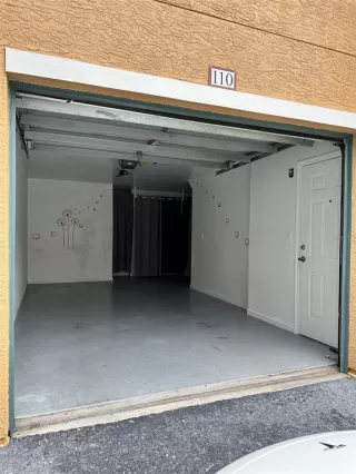 Photo #6: TB8420828 Listing 