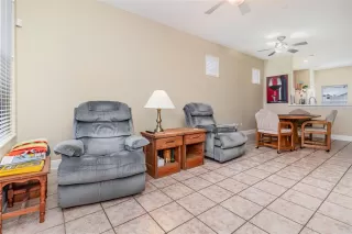 Photo #3: TB8430938 Listing