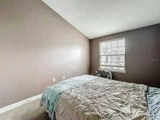 Photo #6: TB8432886 Listing