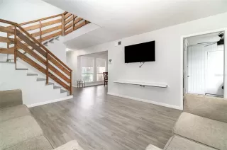 Photo #5: TB8437249 Listing