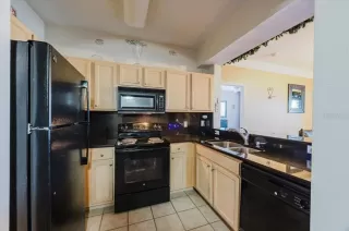 Photo #6: TB8445013 Listing 