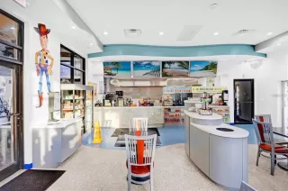 Photo #5: TB8448566 Listing