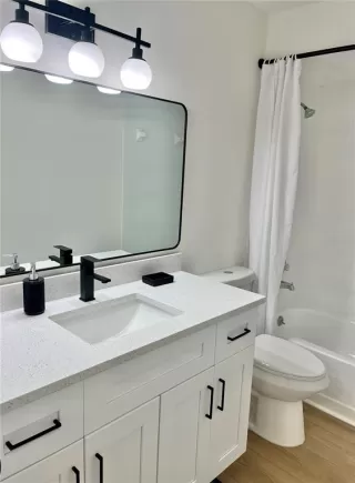 Photo #5: TB8452542 Listing 