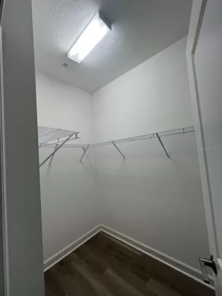 Photo #4: TB8456563 Listing