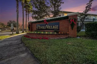 Photo #2: TB8460403 Listing