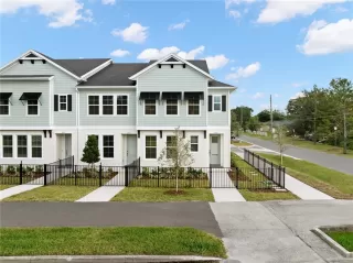 Photo #3: TB8467804 Listing