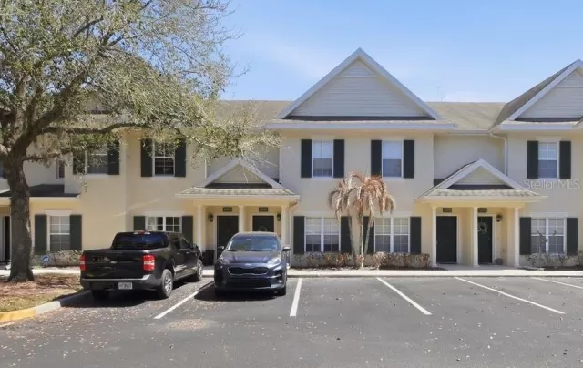 MLS: TB8483888 Condo For Sale