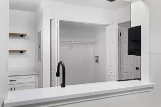 Photo #5: TB8485660 Listing 