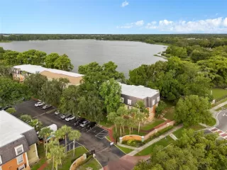 Photo #3: TB8489876 Listing