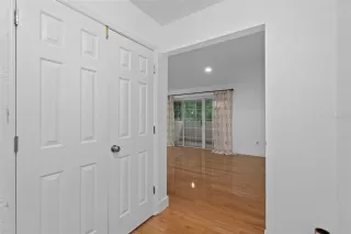 Photo #6: TB8489876 Listing