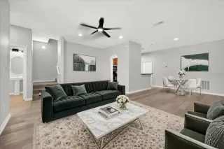 Photo #3: TB8494759 Listing 