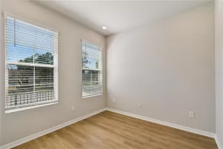 Photo #2: TB8501100 Listing 