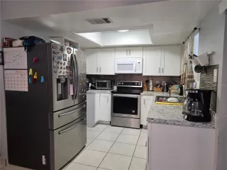 Photo #3: TB8502607 Listing 