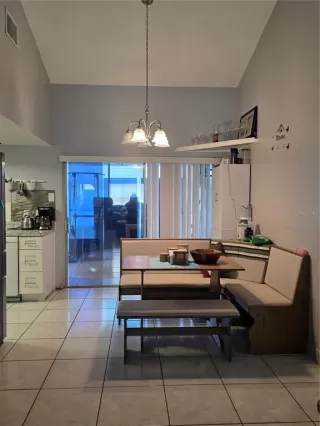 Photo #5: TB8502607 Listing 