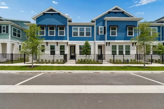 MLS: TB8505792 Condo For Sale
