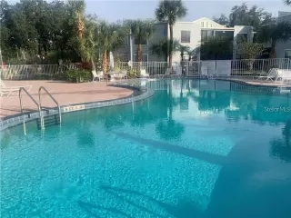 Photo #5: TB8510355 Listing