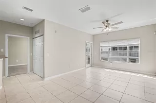 Photo #4: TB8512460 Listing