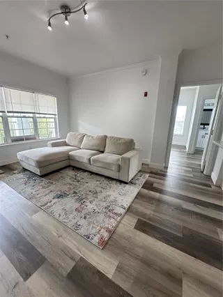 Photo #3: TB8513451 Listing 