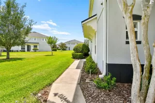 Photo #3: TB8518910 Listing