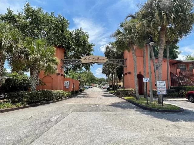 MLS: U8127287 Condo For Sale